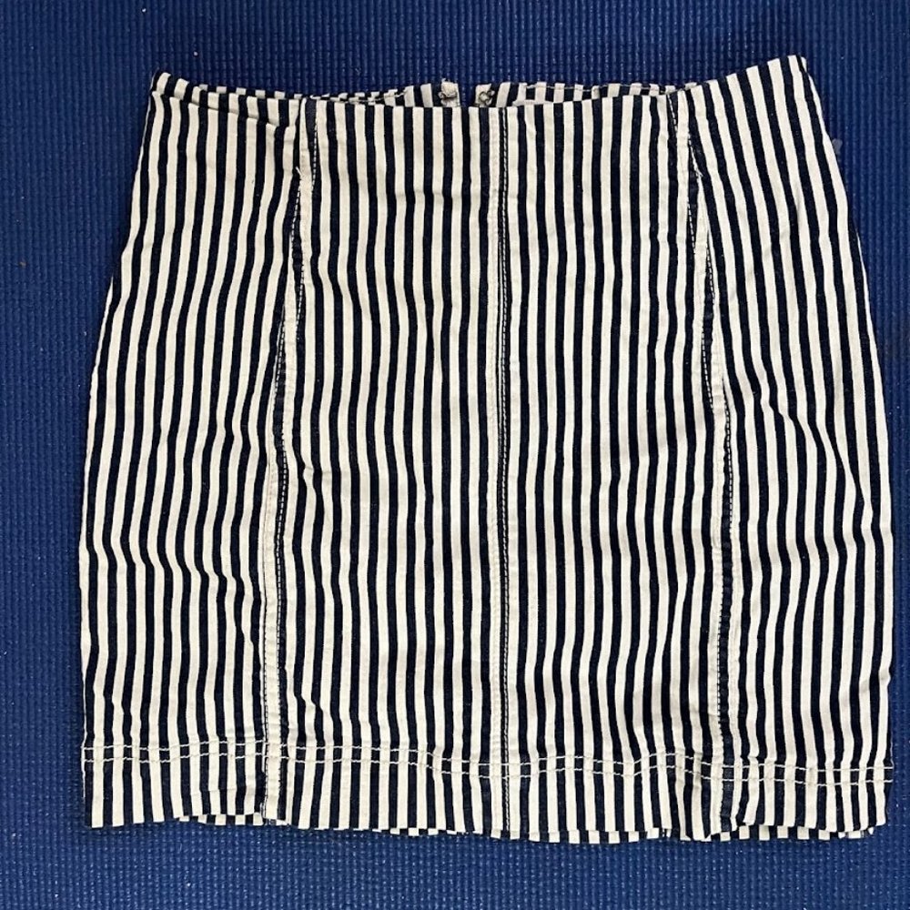 Jolt Striped Mini Skirt Size 3